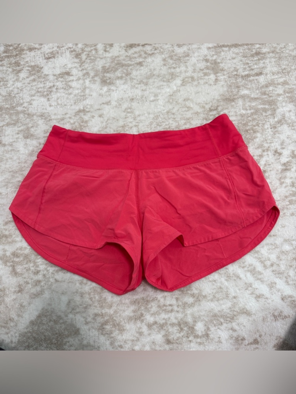 Lululemon Speed Up Shorts Low Rise 2.5” Pink Size 2